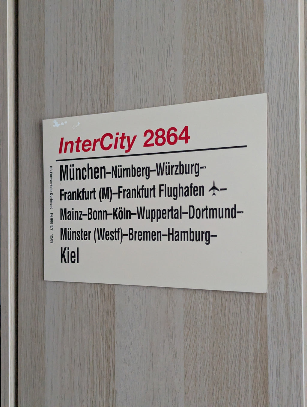 Originales Zuglaufschild "IC 2864"