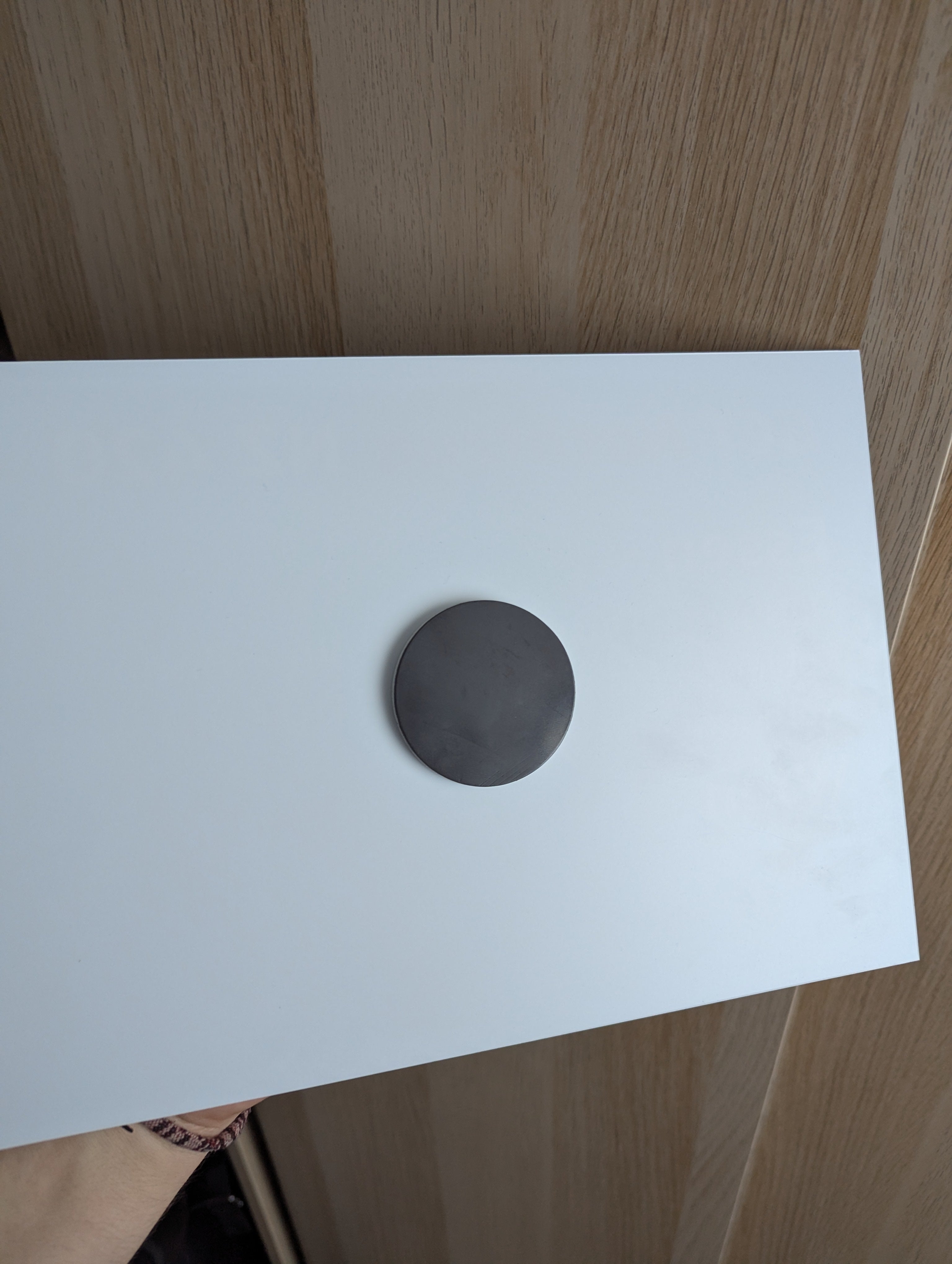 Magnetische Schildbefestigung (zum kleben, kein bohren notwendig)