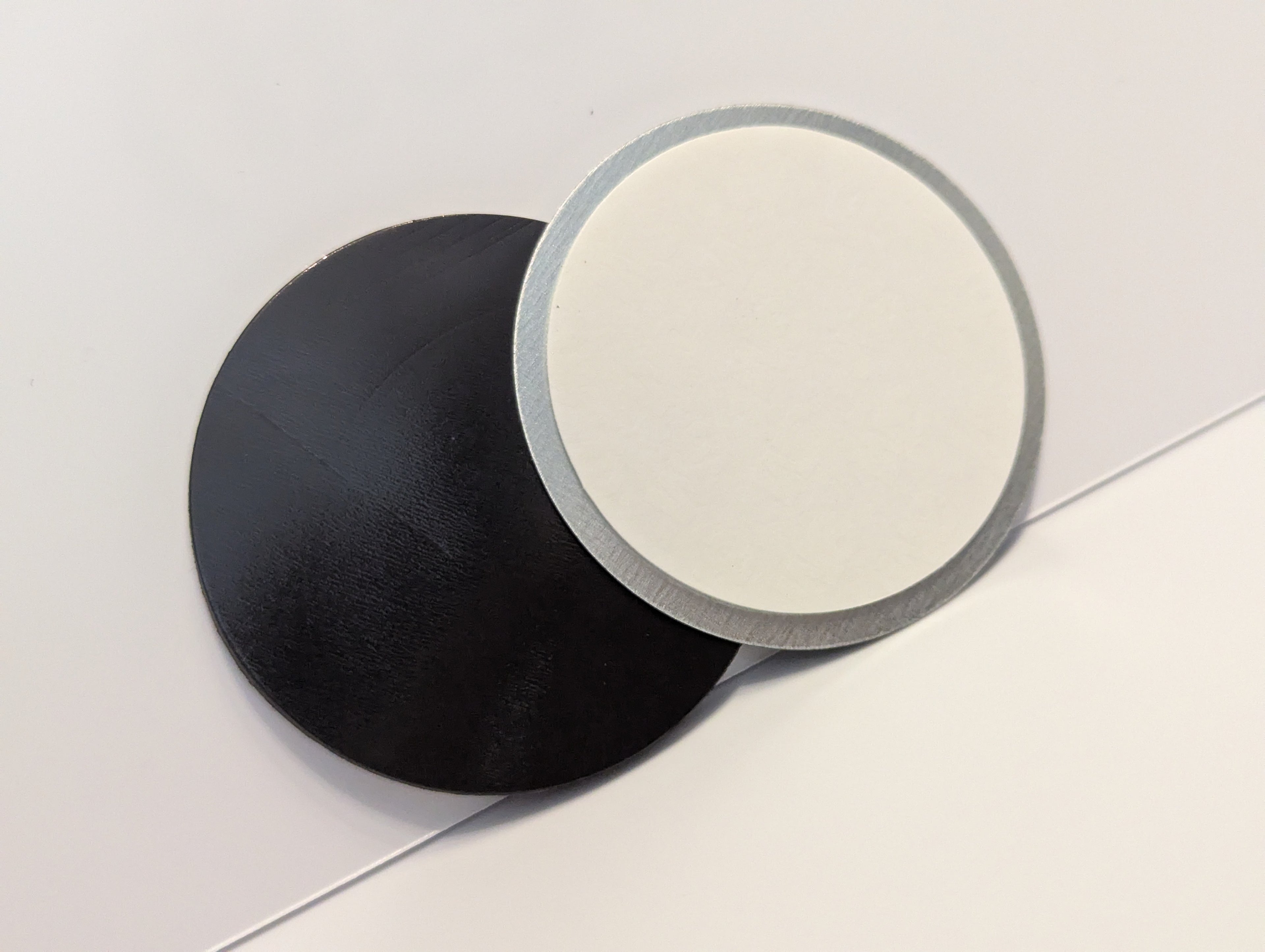 Magnetische Schildbefestigung (zum kleben, kein bohren notwendig)